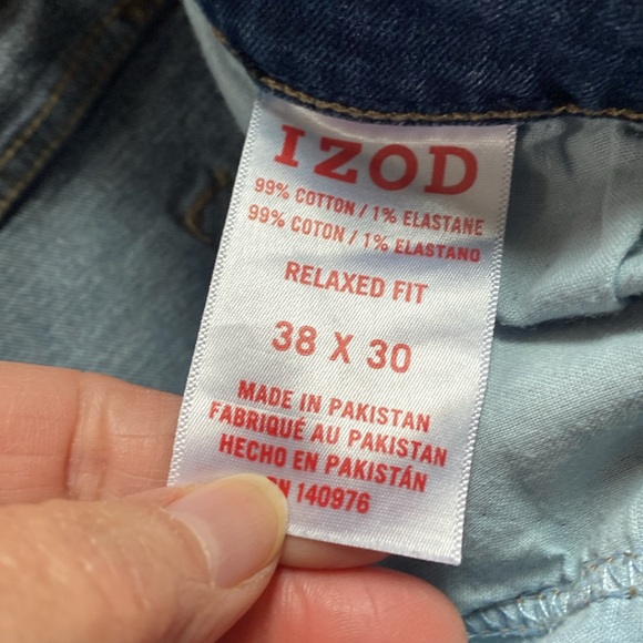 Mens IZOD jeans - Picture 3 of 5